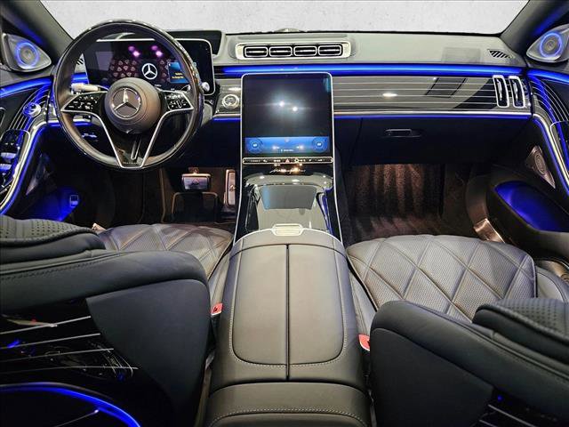 Certified 2024 Mercedes-Benz Maybach S 680 4MATIC image 17