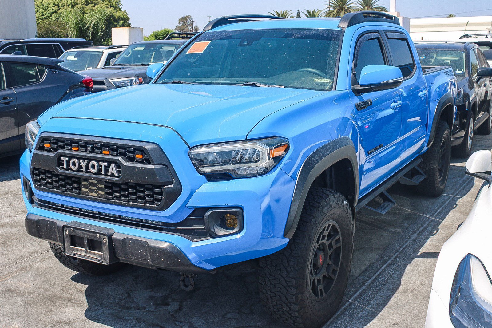 Used 2021 Toyota Tacoma TRD Off-Road w/ TRD Premium Off Road Package AWD/4WD image 5