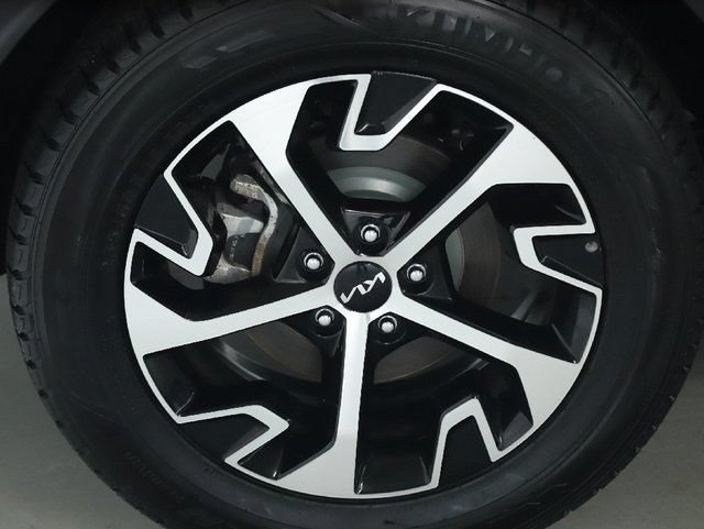 Used 2023 Kia Sportage EX FWD image 12