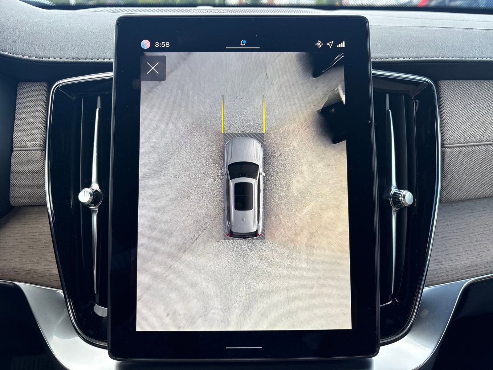 New 2026 Volvo XC90 B6 Plus w/ Protection Package Premier image 22