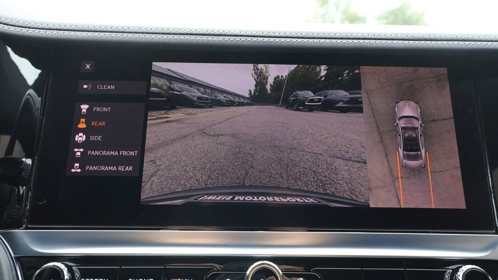 Used 2022 Bentley Flying Spur V8 AWD/4WD image 35