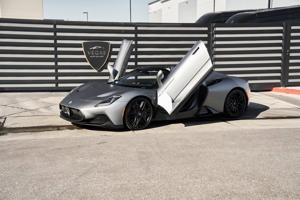 Used 2023 Maserati MC20 Spyder image 18