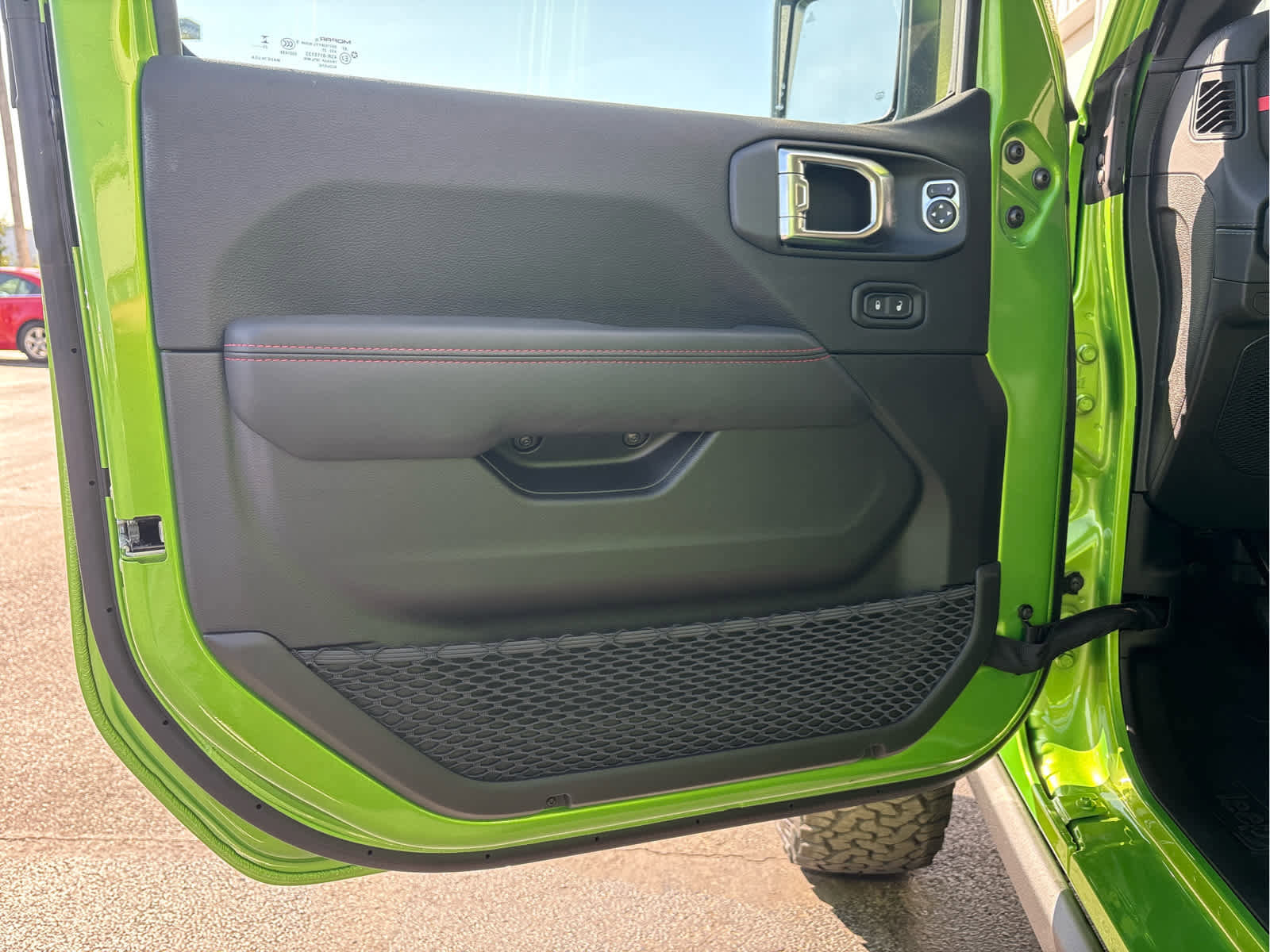 New 2025 Jeep Wrangler Unlimited Rubicon image 25