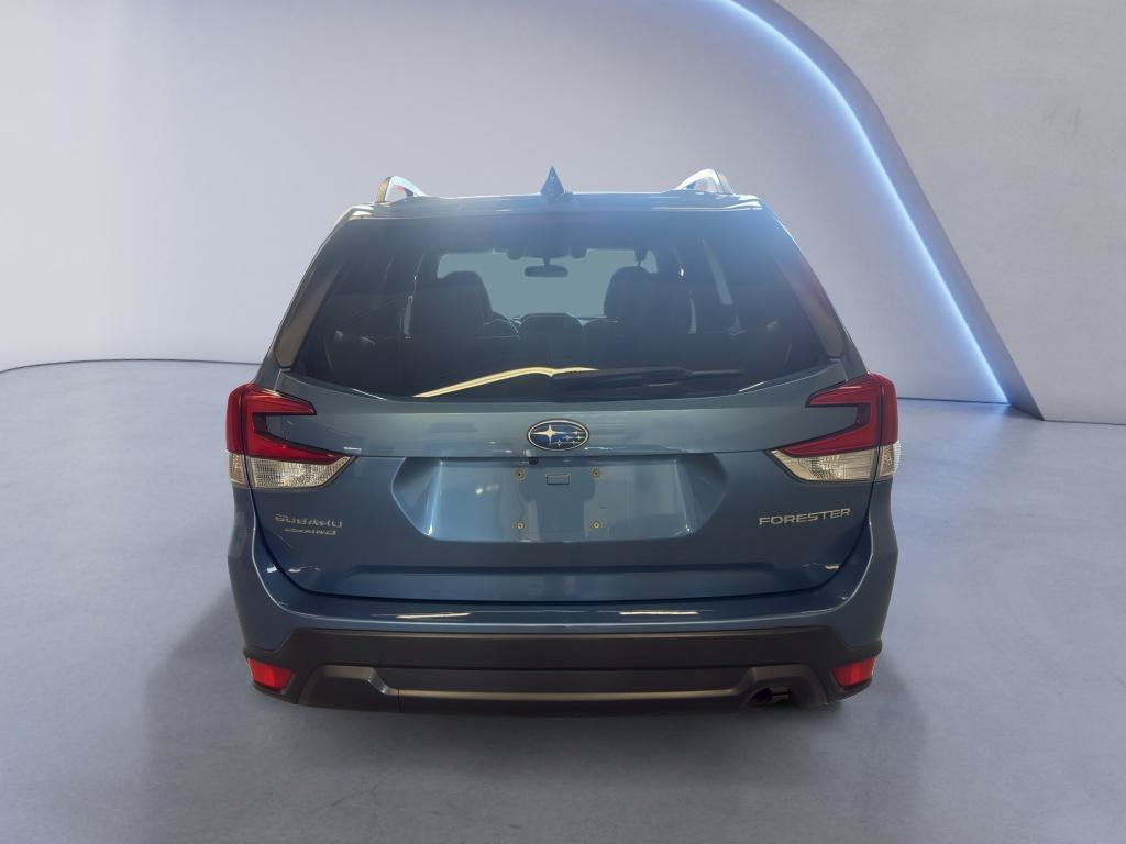 Used 2021 Subaru Forester Premium AWD/4WD image 7