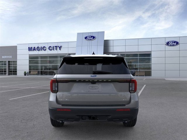 New 2026 Ford Explorer Active image 5