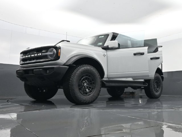 New 2026 Ford Bronco Outer Banks w/ Sasquatch Package AWD/4WD image 33