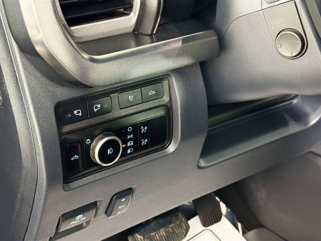 Used 2024 Ford F450 Platinum w/ Camper Package image 10