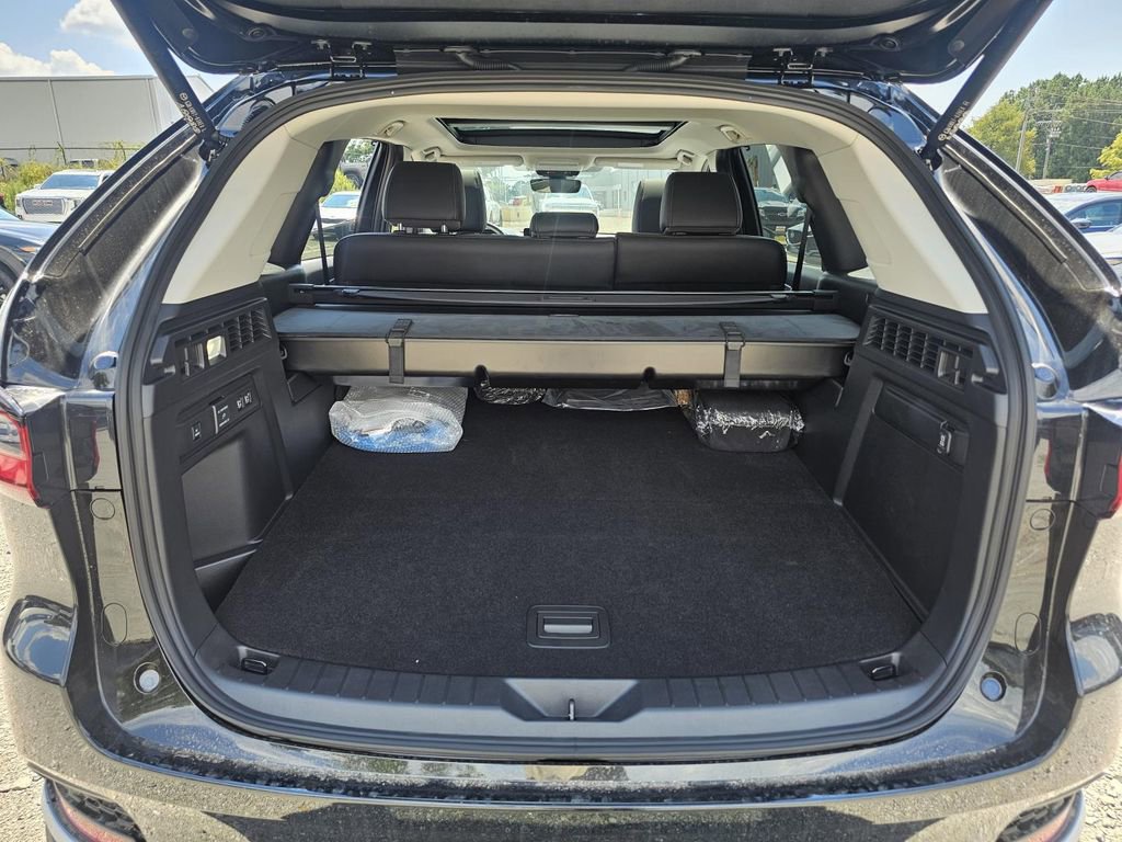 New 2025 MAZDA CX-70 Plug-In Hybrid w/ Premium Pkg image 9