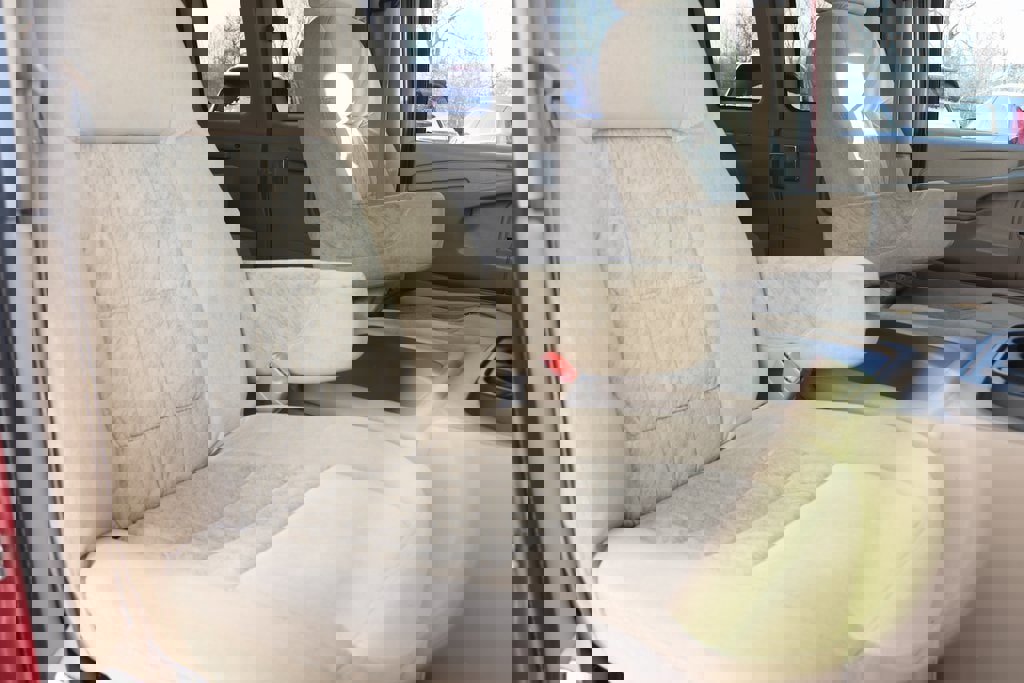 Used 2007 Chevrolet Express 1500 w/ Preferred Equipment Group image 35