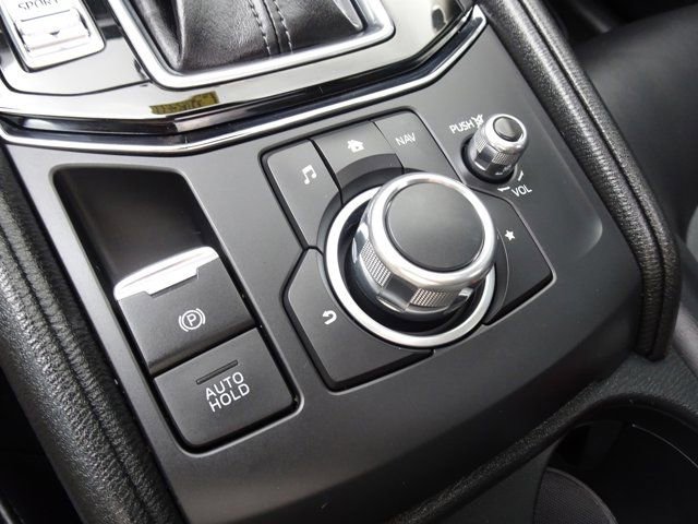 Used 2018 MAZDA CX-5 Touring w/ Preferred Equipment Package image 21