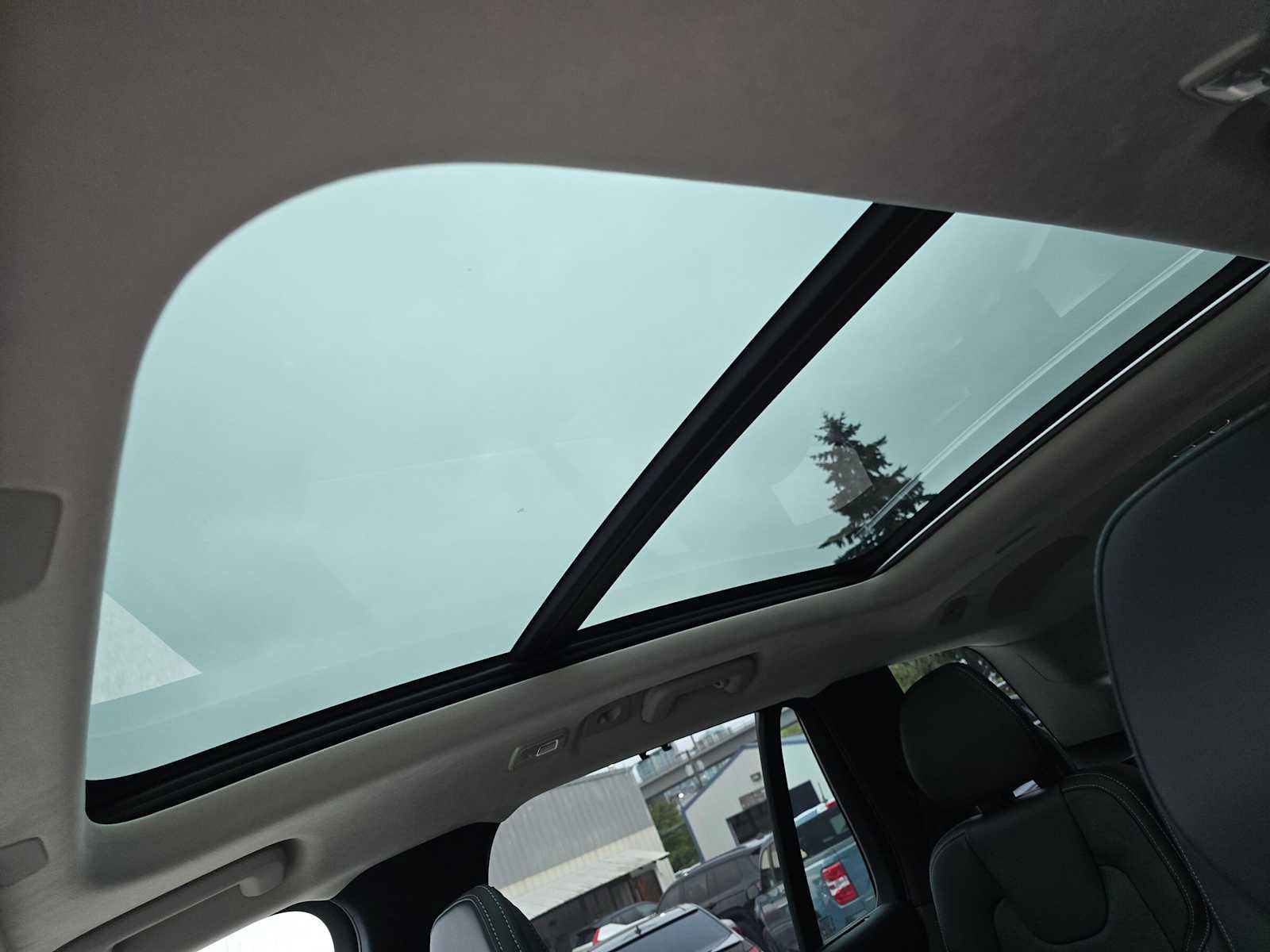 New 2027 Volvo XC90 B6 Ultra AWD/4WD image 24