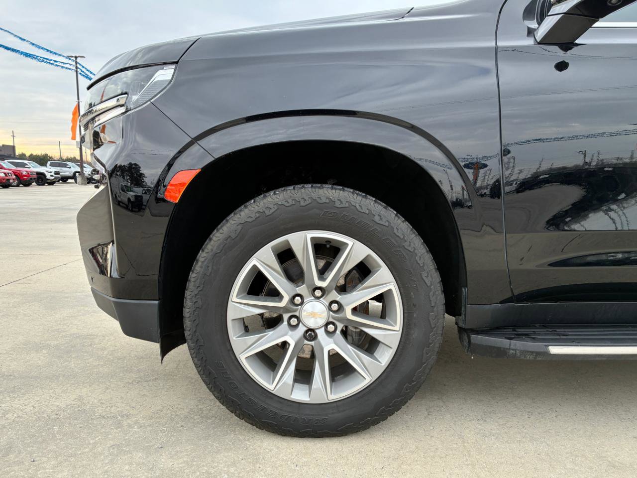 Used 2021 Chevrolet Tahoe LT w/ Luxury Package image 7