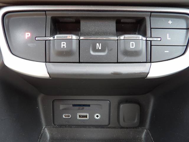 Certified 2023 GMC Terrain SLT w/ LPO, Floor Liner Package AWD/4WD image 25