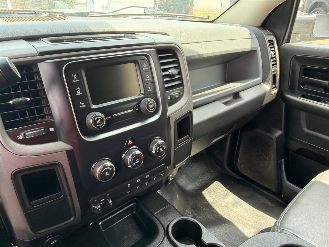 Used 2018 RAM 4500 Tradesman w/ Chrome Appearance Group AWD/4WD image 12