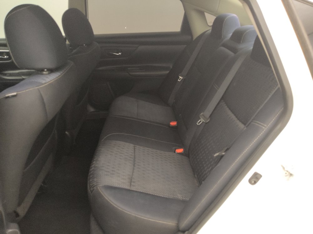 Used 2016 Nissan Altima 2.5 S w/ Power Driver Seat Package FWD image 18