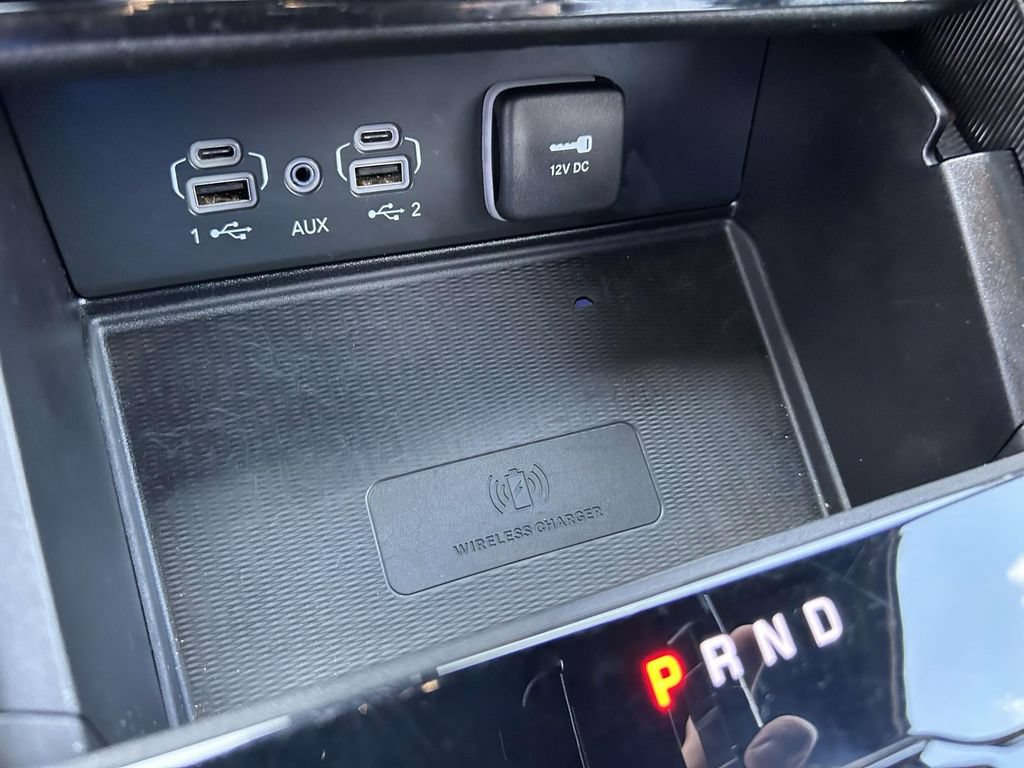 Used 2024 Jeep Grand Cherokee Altitude RWD image 15