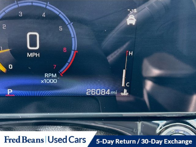 Used 2025 Chevrolet Trax ACTIV w/ Sunroof Package FWD image 17