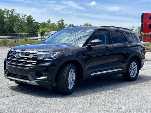 New 2025 Ford Explorer Active image 23
