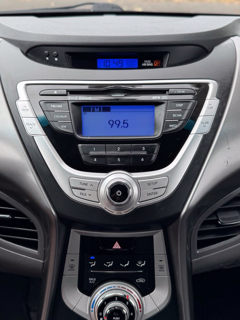 Used 2012 Hyundai Elantra GLS w/ Preferred Pkg 3 FWD image 16