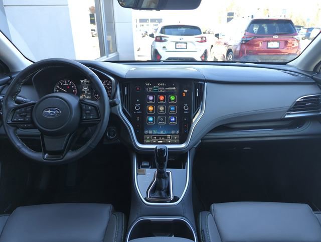 Used 2025 Subaru Outback Onyx Edition image 15