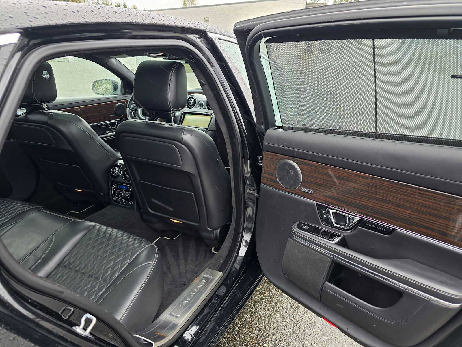 Used 2019 Jaguar XJ L Portfolio RWD image 13