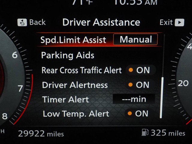 Used 2024 Nissan Pathfinder Platinum FWD image 23