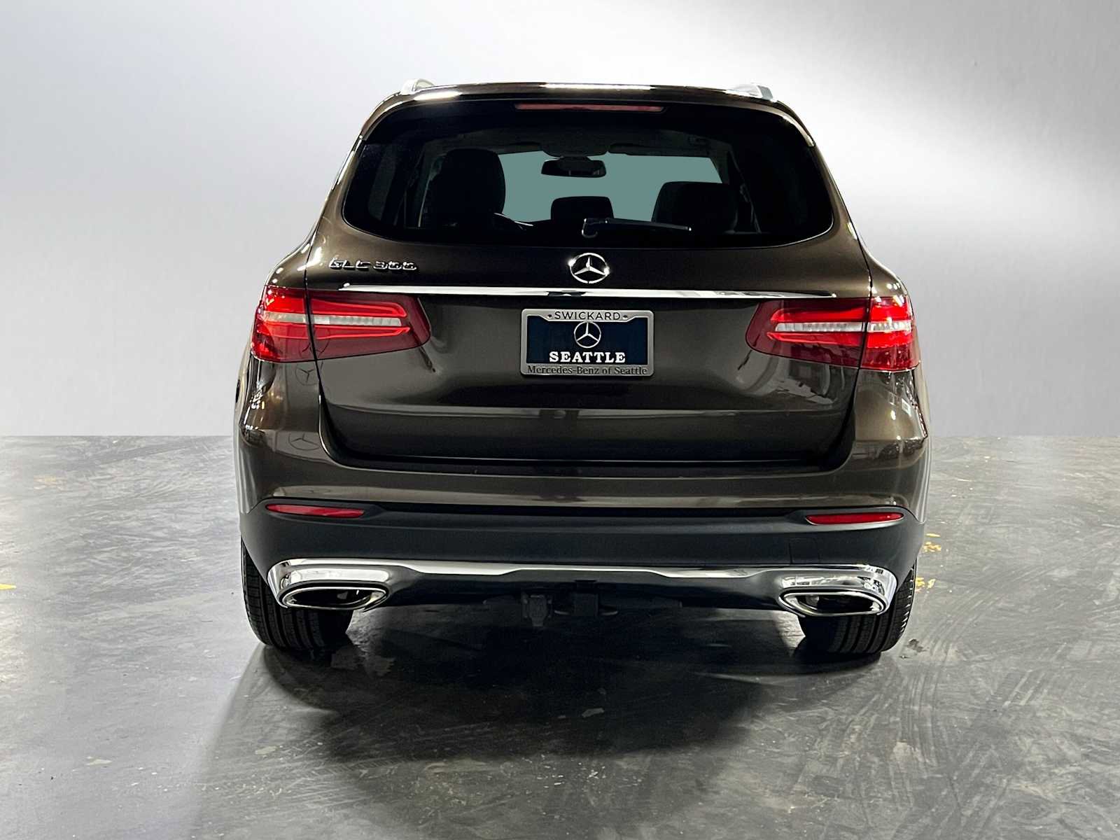 Used 2018 Mercedes-Benz GLC 300 image 4