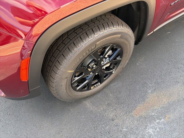 New 2025 Jeep Grand Cherokee Altitude RWD image 4