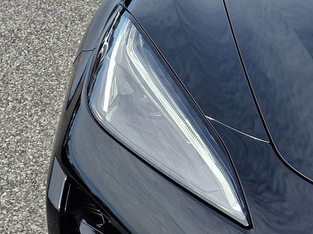 Used 2023 Chevrolet Corvette Z06 RWD image 25