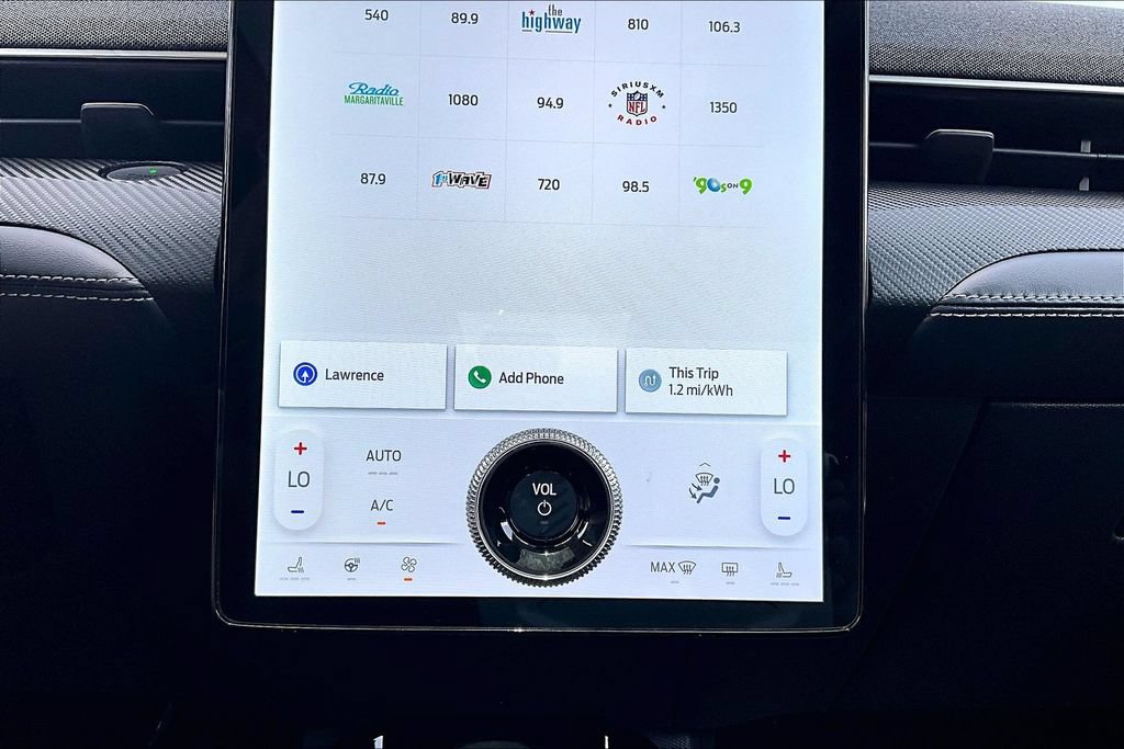 Certified 2022 Ford Mustang Mach-E Premium AWD/4WD image 31