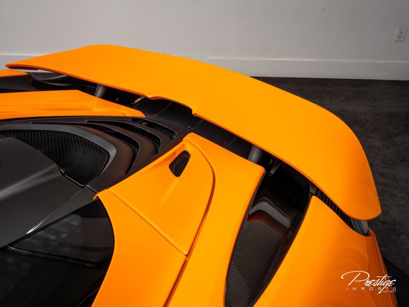 Used 2023 McLaren 720S Luxury image 16