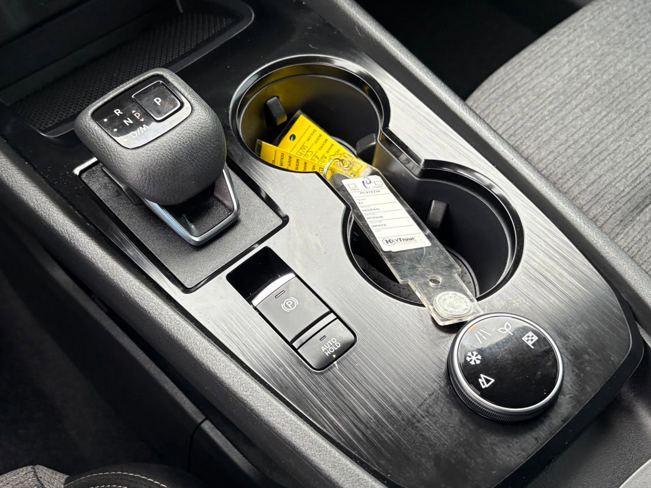 Certified 2023 Nissan Rogue SV image 21