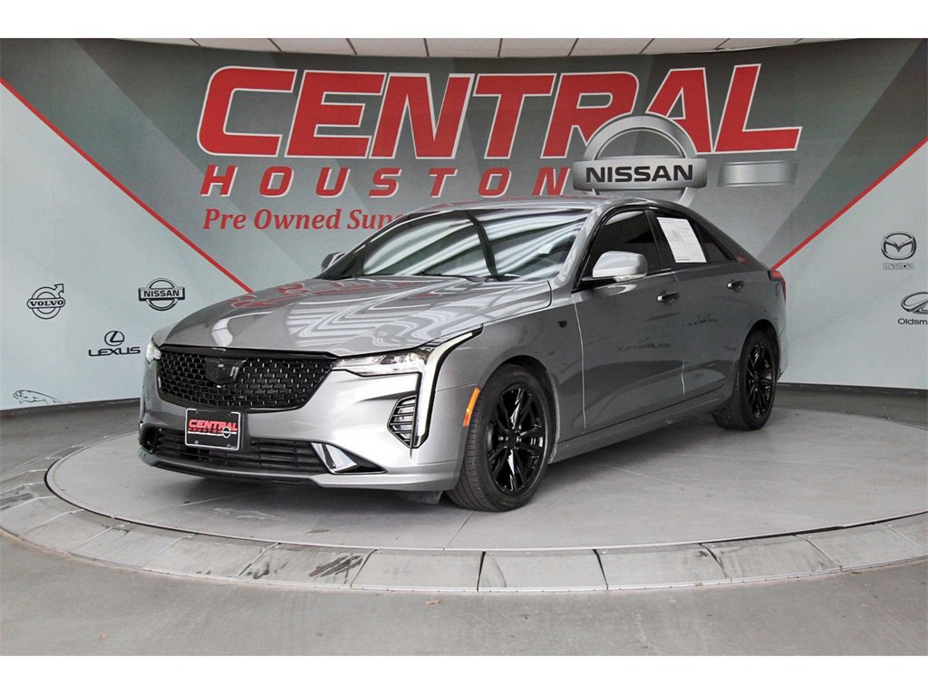 Used 2023 Cadillac CT4 Luxury image 2