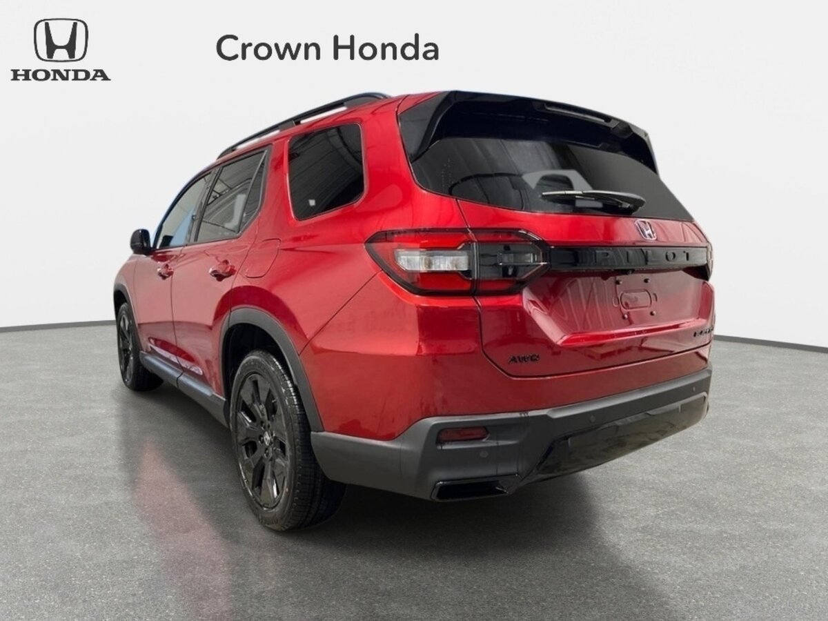 New 2026 Honda Pilot Black Edition image 3
