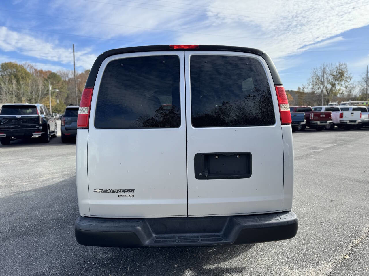 Used 2015 Chevrolet Express 2500 LS image 22