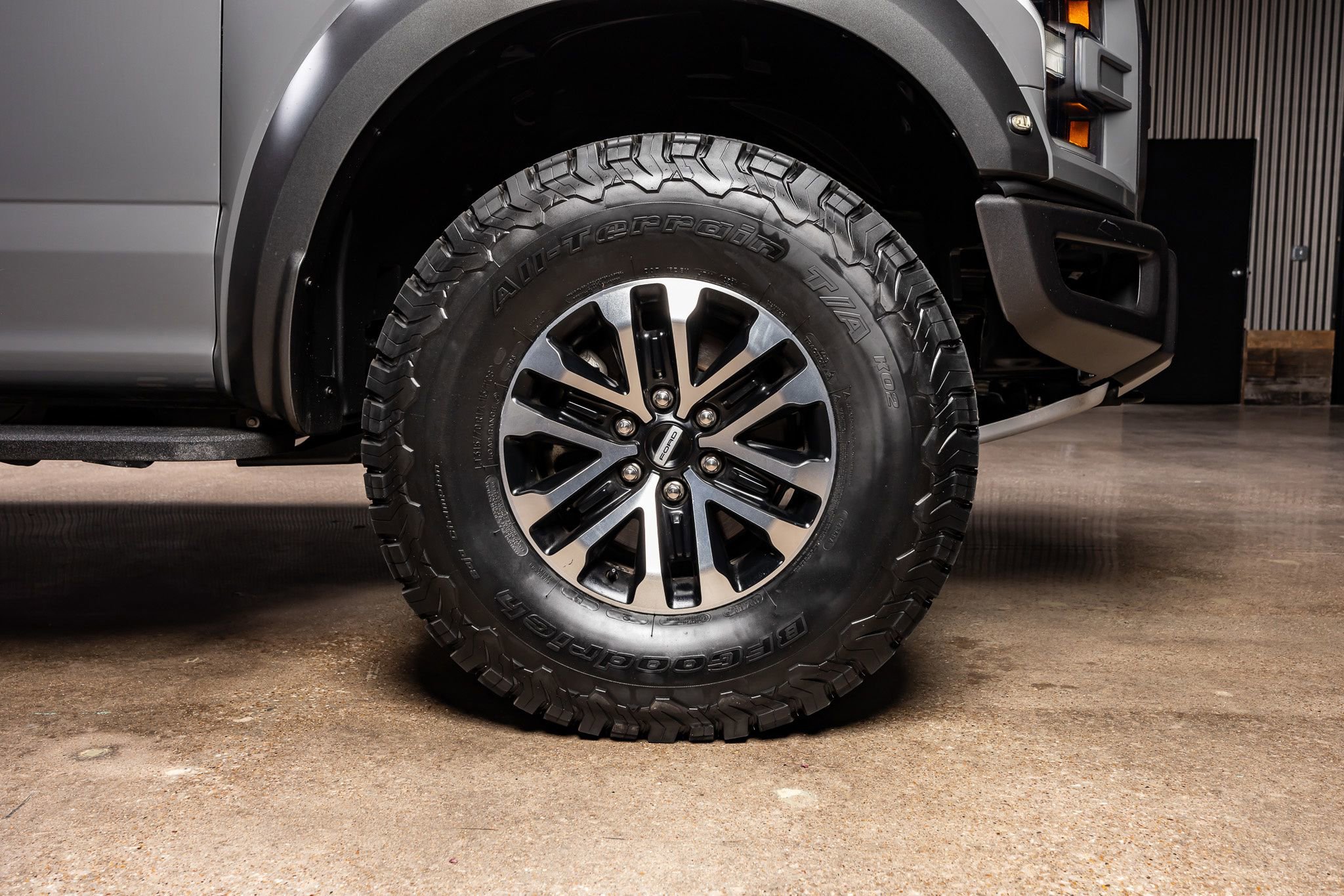 Used 2020 Ford F150 Raptor w/ Equipment Group 802A Luxury image 12