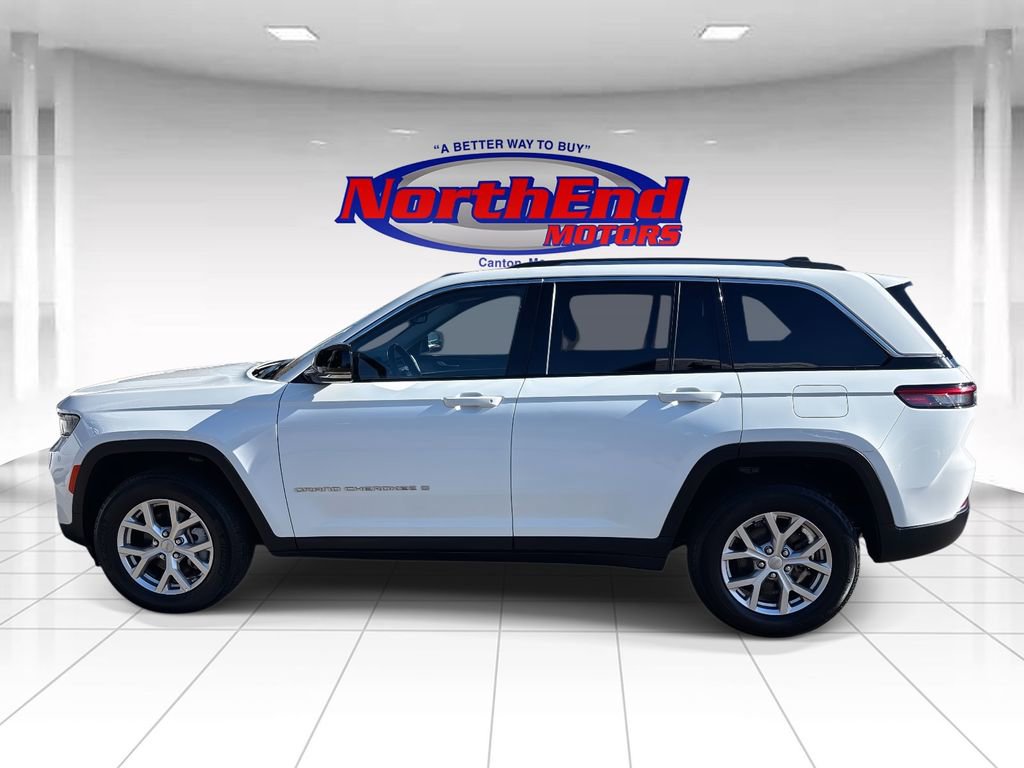 Used 2022 Jeep Grand Cherokee Limited AWD/4WD image 4