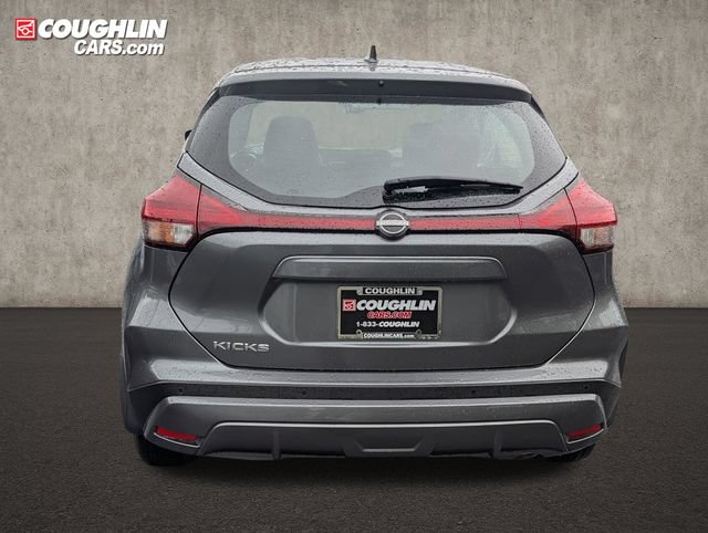 Certified 2025 Nissan Kicks Play S FWD image 6
