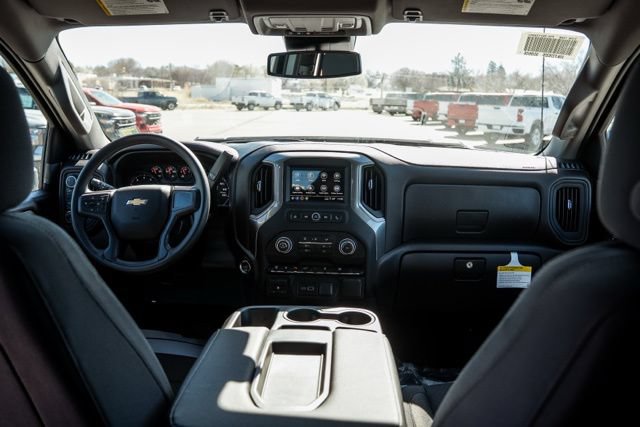New 2026 Chevrolet Silverado 2500 Custom w/ Custom Value Package AWD/4WD image 16