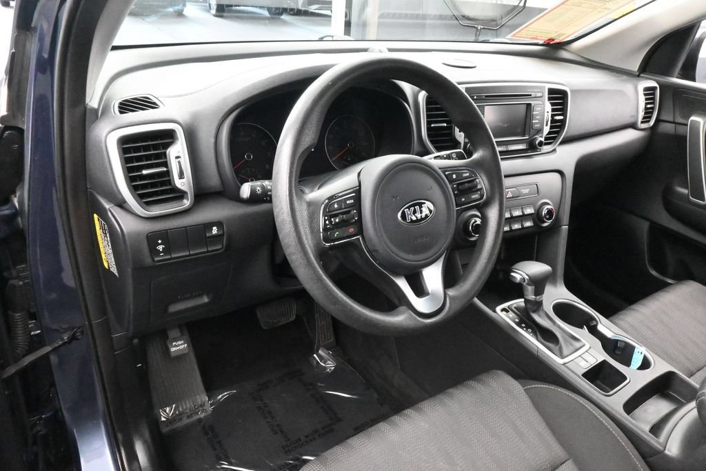 Used 2019 Kia Sportage LX FWD image 11
