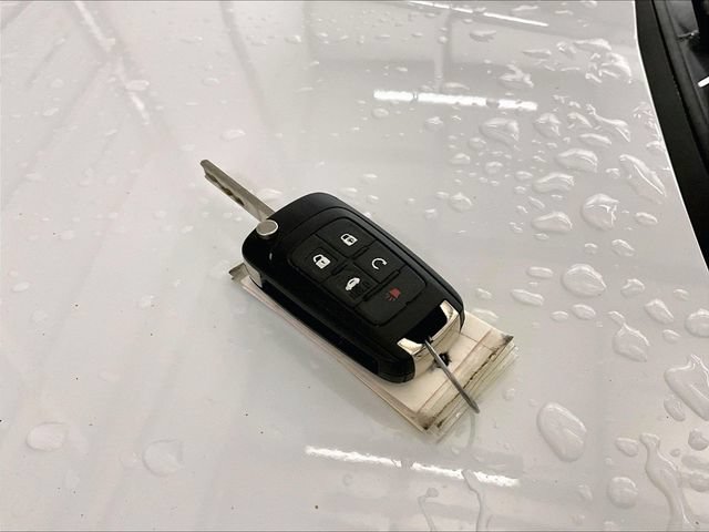 Used 2018 Buick Cascada Sport Touring w/ Dark Effects Package FWD image 9