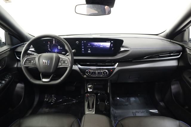 Used 2024 Buick Envista Sport Touring image 13