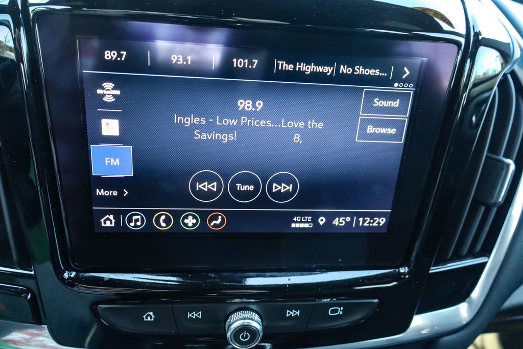 Used 2023 Chevrolet Traverse LT w/ LPO, Floor Liner Package image 35