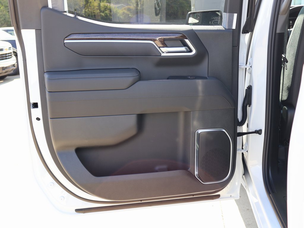 New 2026 GMC Sierra 1500 Elevation image 26