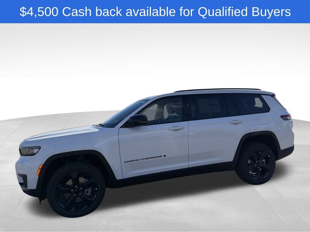 New 2025 Jeep Grand Cherokee L Altitude image 3