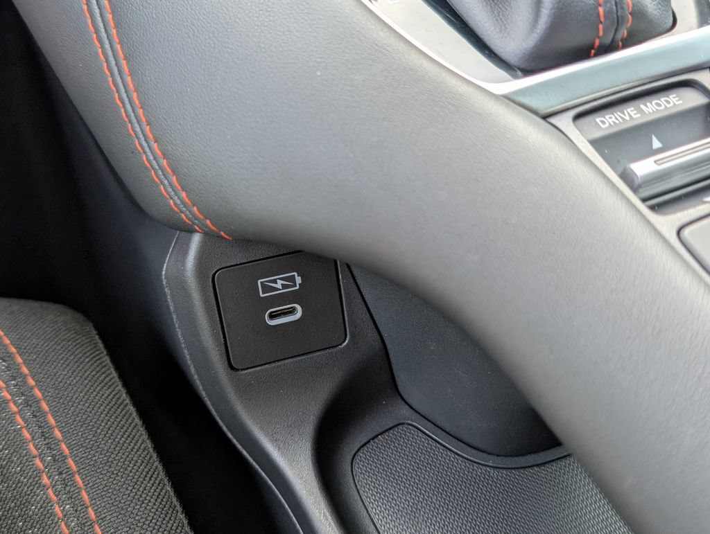 Used 2025 Honda HR-V Sport image 11
