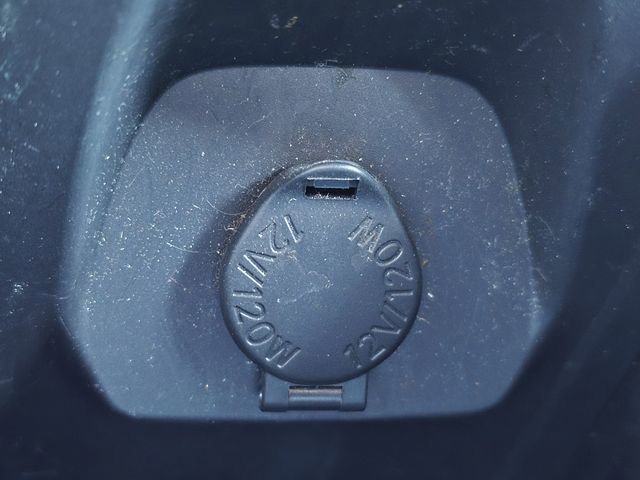 Used 2021 Toyota Venza XLE w/ Softex Package image 27