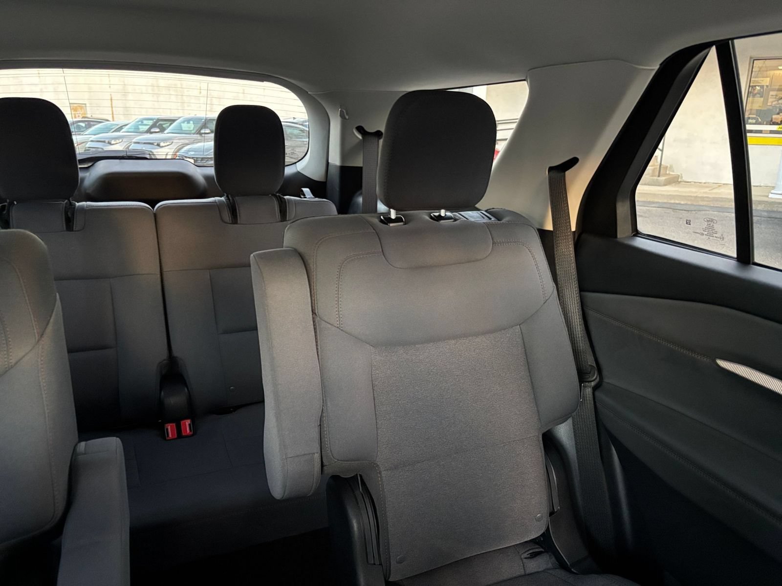 Used 2026 Ford Explorer Active AWD/4WD image 35