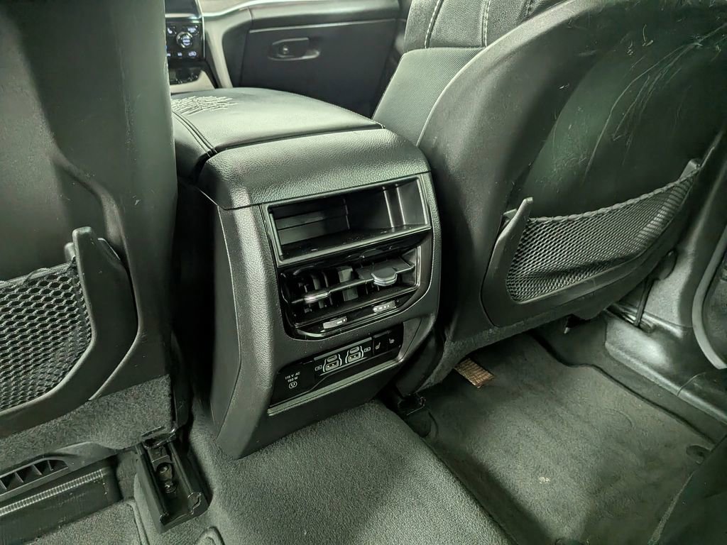 Certified 2023 Jeep Grand Cherokee Limited image 40