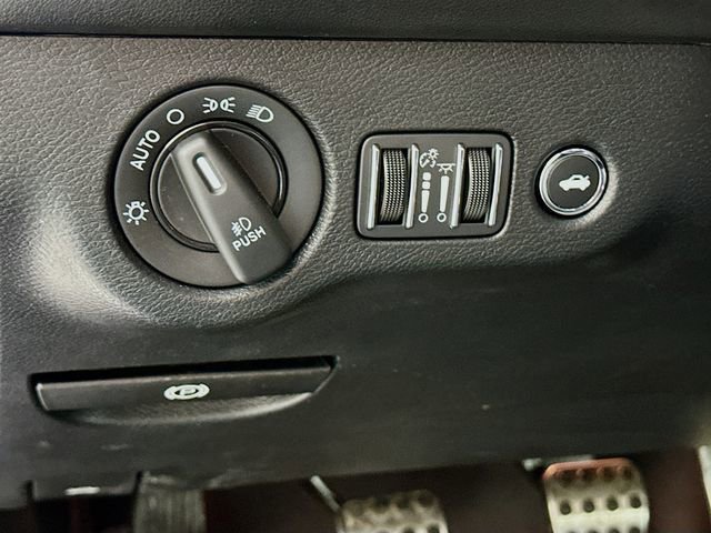 Used 2023 Dodge Challenger R/T w/ Plus Package image 10